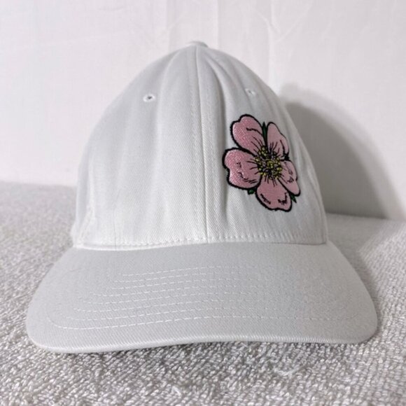 5/$25 Wild Rose Academy White Flex Fit Embroidered Rose Ball Cap HatL/XL - Picture 2 of 11